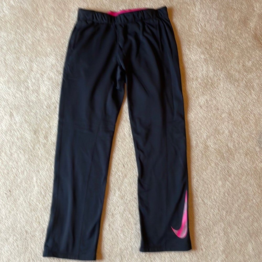 Nike therma fit sweat pants